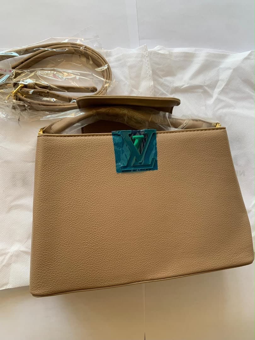 Louis Vuitton Handbag listed by SIL_luxurycollection🛍️ 🛒