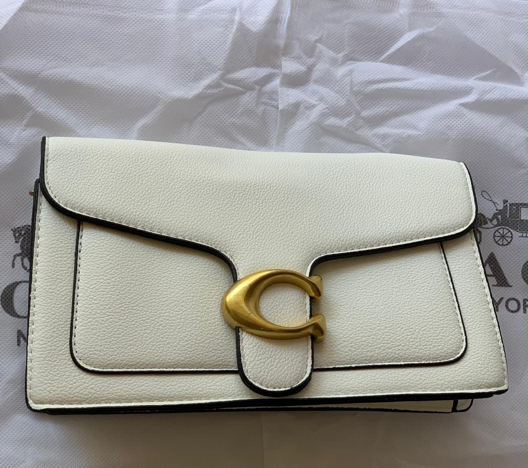 Coach Tabby handbag listed by SIL_luxurycollection🛍️ 🛒